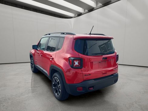 Used 2023 Jeep Renegade Trailhawk AWD/4WD image 3