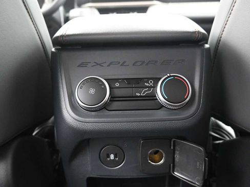 New 2026 Ford Explorer Active image 16