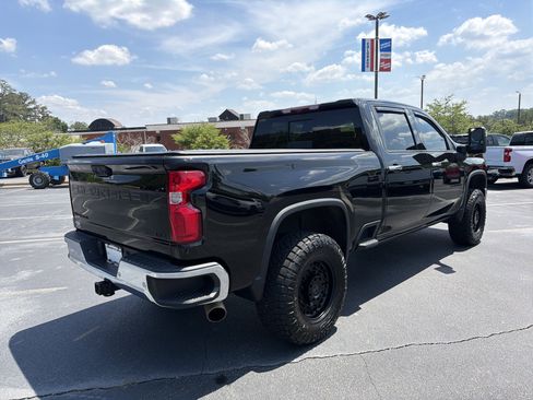 Used 2024 Chevrolet Silverado 2500 LTZ w/ LTZ Convenience Package AWD/4WD image 5