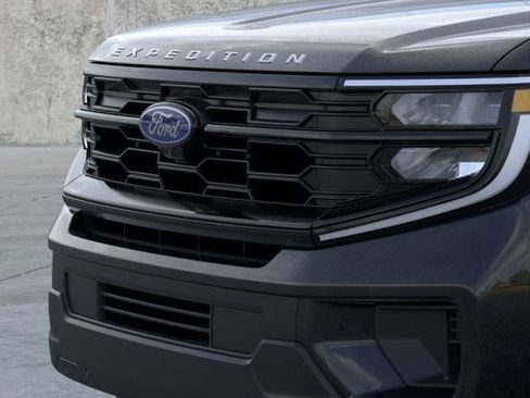 New 2025 Ford Expedition Max Active image 17