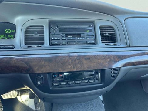 Used 2005 Mercury Grand Marquis LS image 26