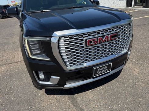Used 2021 GMC Yukon Denali w/ Denali Ultimate Package AWD/4WD image 13