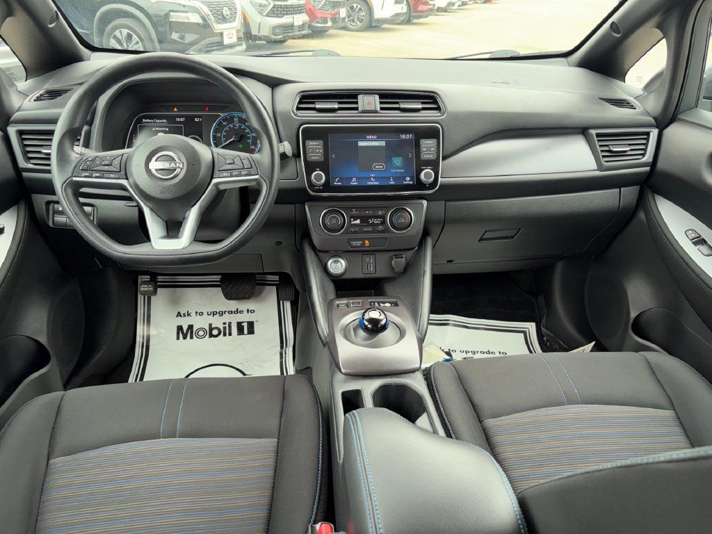 Used 2025 Nissan Leaf S FWD image 22