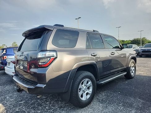 Used 2020 Toyota 4Runner SR5 RWD image 3