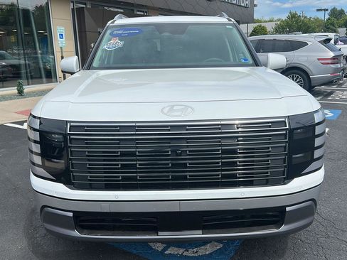 Certified 2026 Hyundai Palisade Limited AWD/4WD image 12