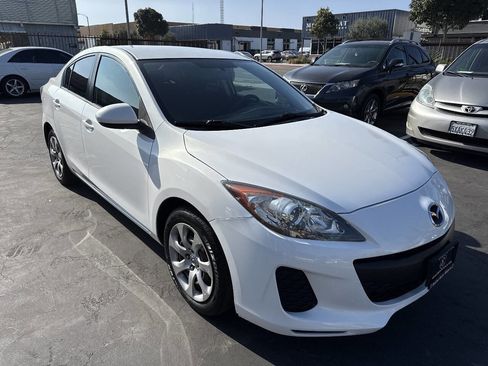 Used 2012 MAZDA MAZDA3 i Sport image 7