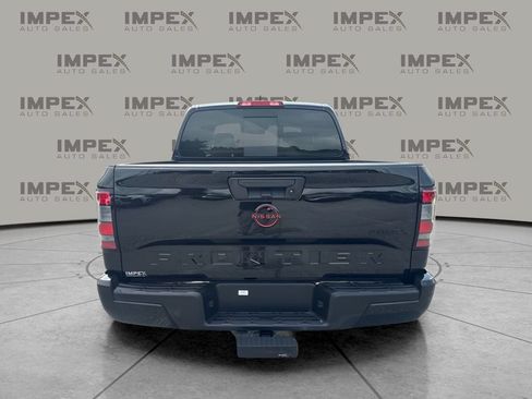 Used 2024 Nissan Frontier Pro-X RWD image 4