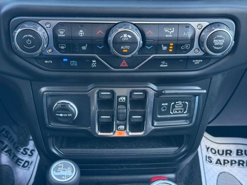 Used 2022 Jeep Wrangler Unlimited Sahara w/ Cold Weather Group image 22