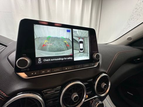 Used 2024 Nissan Sentra SR w/ SR Premium Package image 13