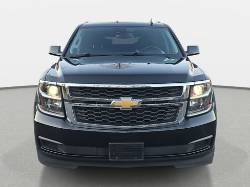 Used 2019 Chevrolet Suburban LT image 8