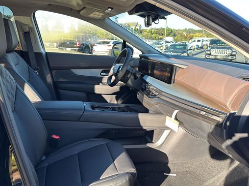 New 2026 Nissan Murano Platinum image 9