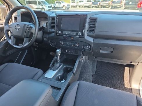 Used 2022 Nissan Frontier S w/ Technology Package image 2