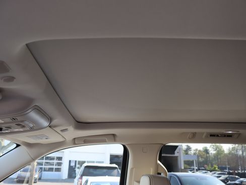 Used 2023 GMC Yukon Denali image 21