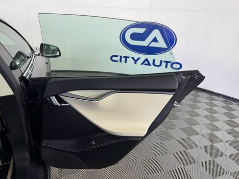 Used 2018 Tesla Model S 100D image 15
