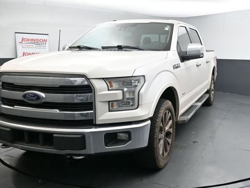 Used 2015 Ford F150 Lariat w/ Equipment Group 502A Luxury image 4
