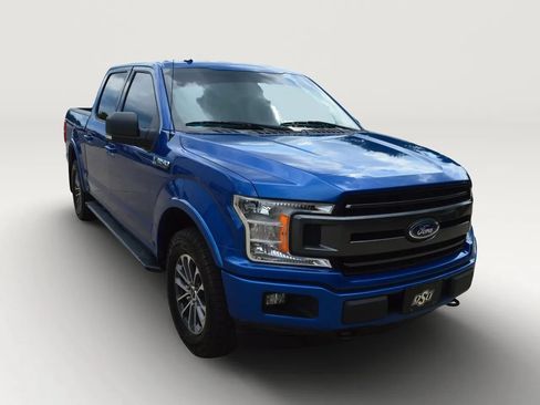 Used 2018 Ford F150 XLT w/ Equipment Group 302A Luxury AWD/4WD image 13