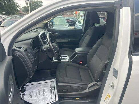 Used 2022 Chevrolet Colorado LT w/ Fleet Safety Package RWD image 10