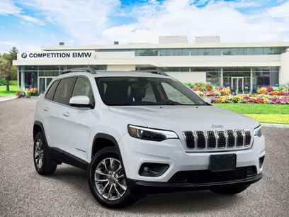 Used 2019 Jeep Cherokee Latitude Plus w/ Comfort/Convenience Group