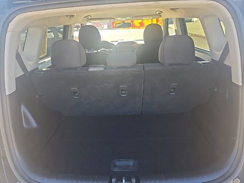 Used 2015 Kia Soul image 29