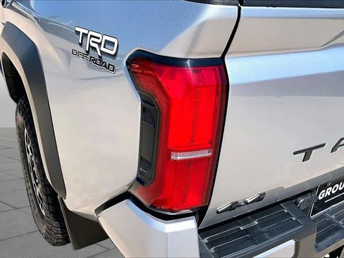 Used 2024 Toyota Tacoma TRD Off-Road AWD/4WD image 23