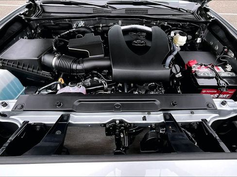 Certified 2023 Toyota Tacoma SR5 image 31