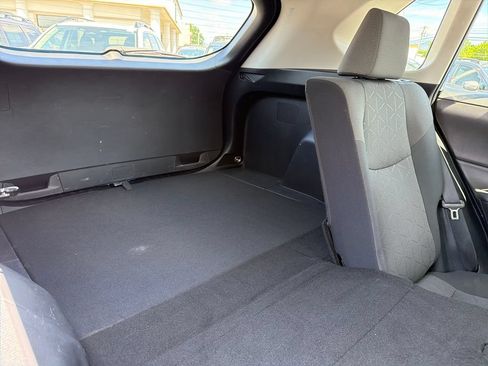 Used 2021 Toyota RAV4 XLE w/ Convenience Package AWD/4WD image 31