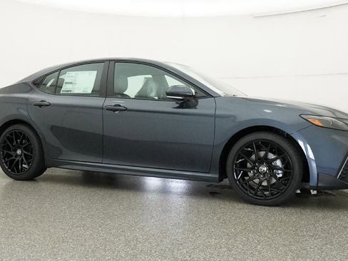 New 2026 Toyota Camry SE FWD image 28