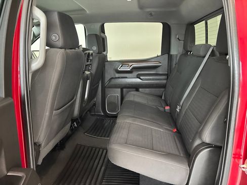 Used 2022 Chevrolet Silverado 1500 LT w/ Convenience Package II AWD/4WD image 14