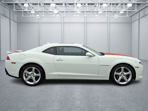 Used 2015 Chevrolet Camaro LT w/ RS Package image 7