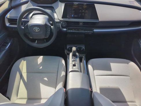 Used 2024 Toyota Prius LE FWD image 19