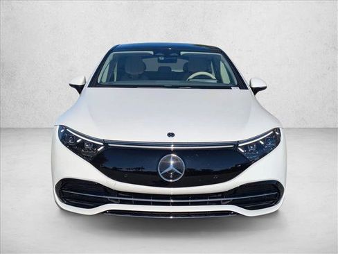 Used 2023 Mercedes-Benz EQS 450+ Sedan image 2