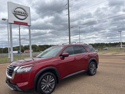 Used 2023 Nissan Pathfinder SL w/ SL Premium Package