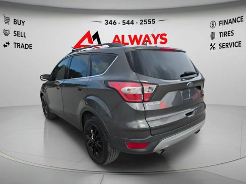 Used 2018 Ford Escape SE FWD image 28