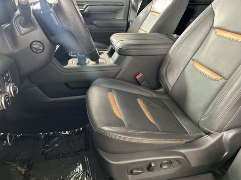 Used 2025 GMC Sierra 1500 AT4 w/ AT4 Premium Package image 21