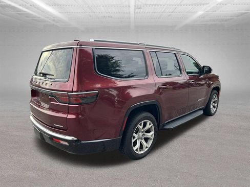 Used 2022 Jeep Wagoneer Series II AWD/4WD image 4