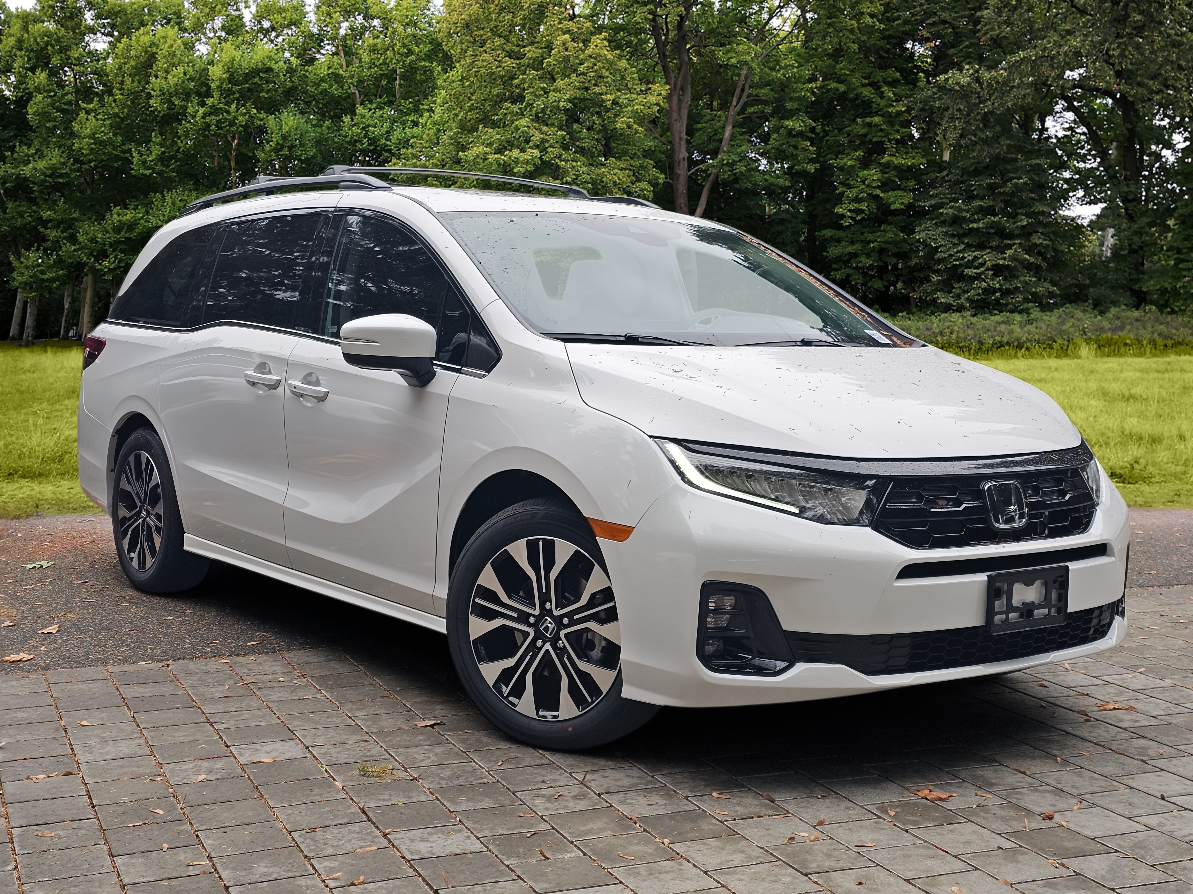 New 2026 Honda Odyssey Elite image 1