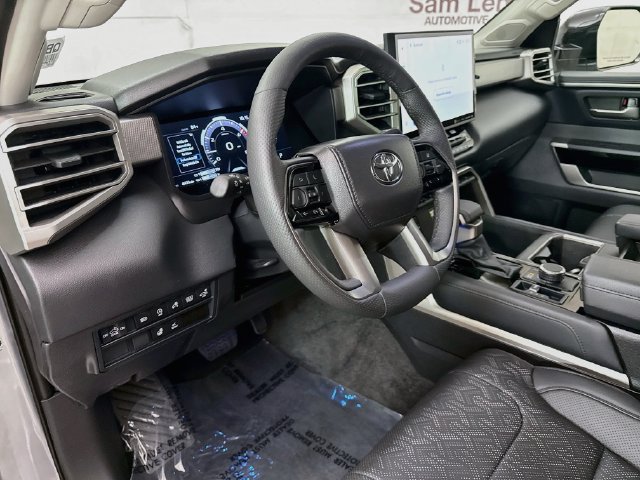 Used 2024 Toyota Tundra Limited AWD/4WD image 9