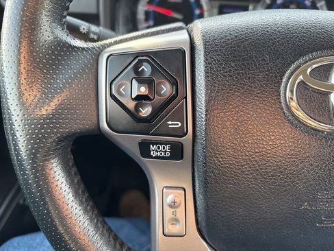 Used 2016 Toyota 4Runner Limited image 21