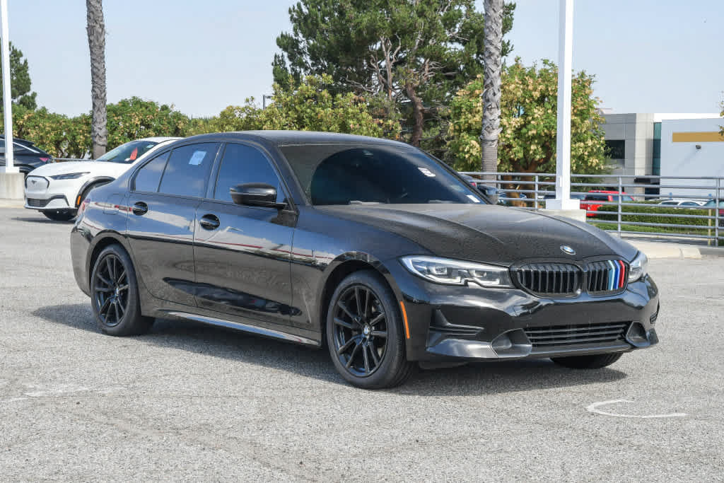 Used 2022 BMW 330i Sedan RWD image 3