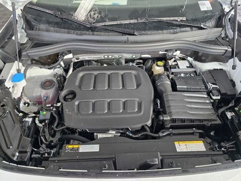 New 2026 Volkswagen Tiguan SE image 12