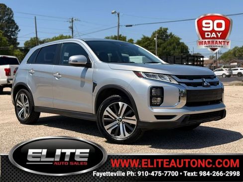 Used 2023 Mitsubishi Outlander Sport SE AWD/4WD image 1