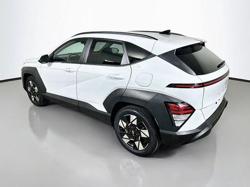 Used 2024 Hyundai Kona SEL FWD image 5