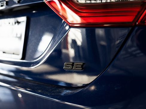 Certified 2023 Toyota Camry SE image 7