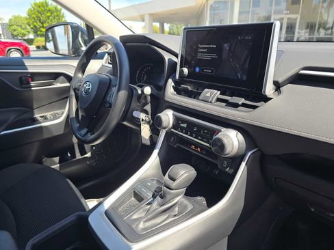 Certified 2025 Toyota RAV4 LE image 10