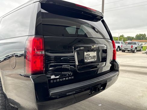 Used 2017 Chevrolet Suburban LT AWD/4WD image 47