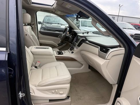 Used 2018 GMC Yukon Denali w/ Open Road Package AWD/4WD image 10