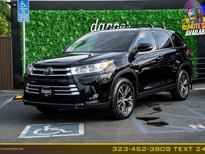 Used 2019 Toyota Highlander Plus w/ Carpet Mat Package (TMS)