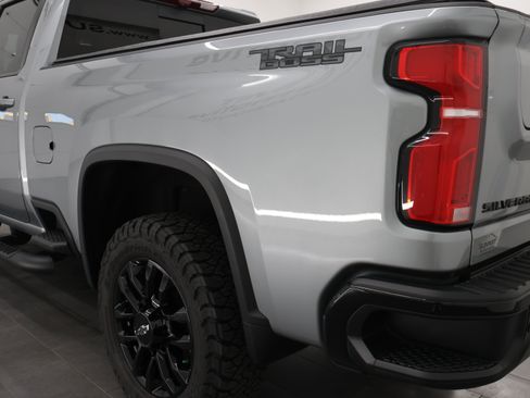 Used 2025 Chevrolet Silverado 2500 LTZ w/ Trail Boss Package AWD/4WD image 40