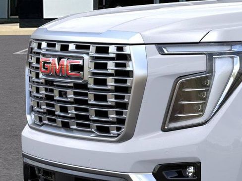 New 2026 GMC Yukon XL Denali w/ Denali Reserve Package RWD image 50