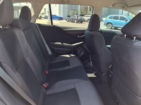 Used 2025 Subaru Outback Premium AWD/4WD image 21